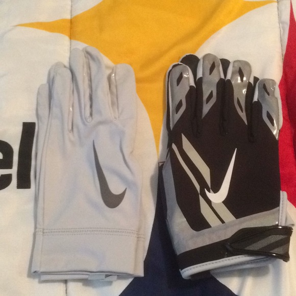 nike shield gloves